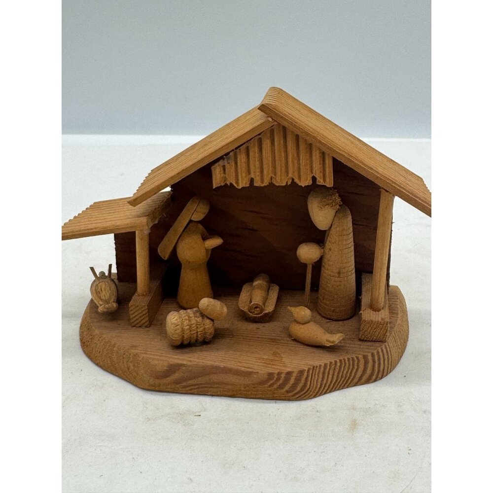 Vintage Wood Nativity Scene Christmas Decor
